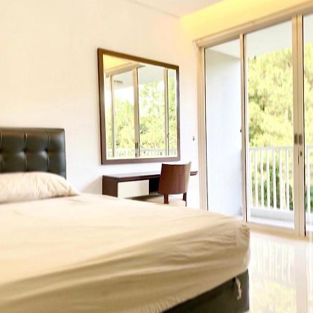 Imah Dago Villa - Budget Staycation Villa In 반둥 외부 사진