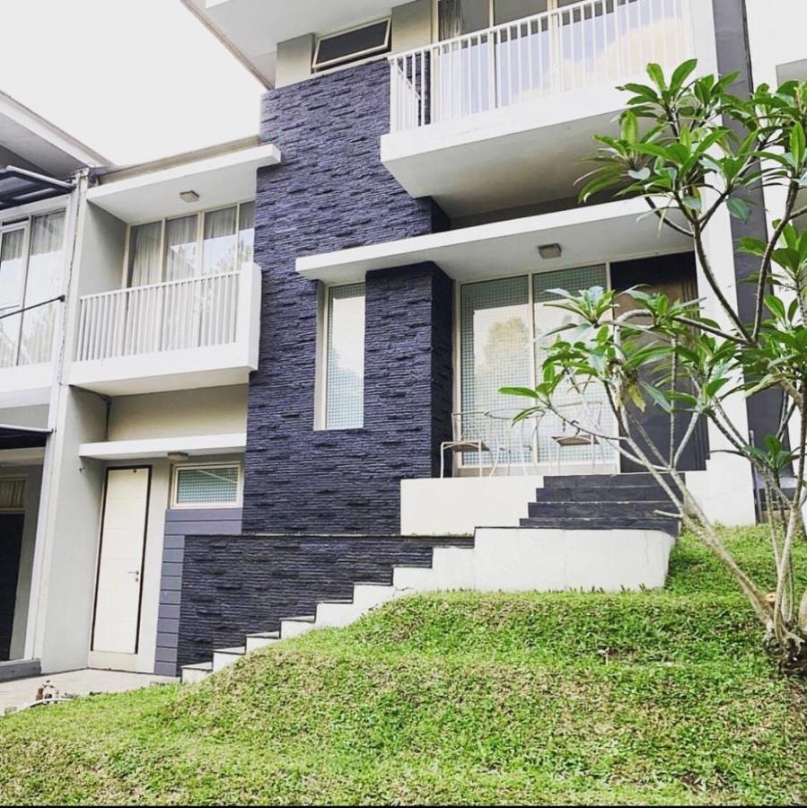 Imah Dago Villa - Budget Staycation Villa In 반둥 외부 사진